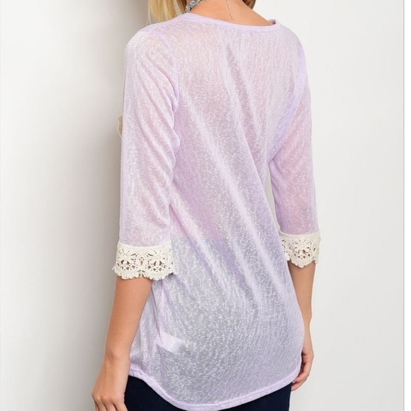Lavender 3/4 sleeve top - Picture 4 of 6